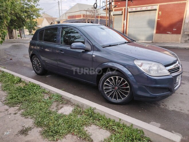 Opel Astra 2009, 203,120 km - 1.4 l - Gəncə