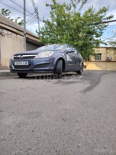 Opel Astra 2009, 203,120 km - 1.4 l - Gəncə