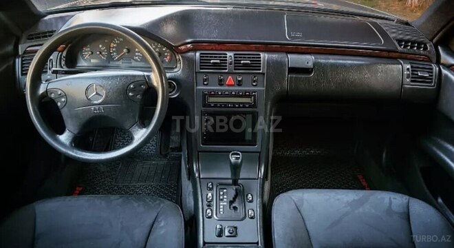 Mercedes E 200 1997, 420,000 km - 2.0 l - Bakı