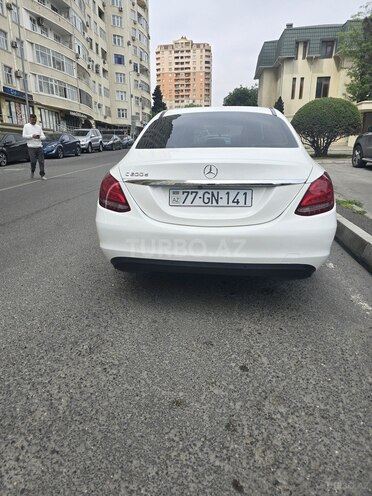 Mercedes C 200 d 2015, 193,000 km - 1.6 l - Bakı