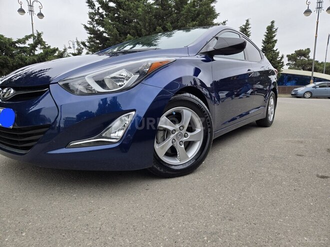 Hyundai Elantra 2015, 121,500 km - 1.8 л - Bakı