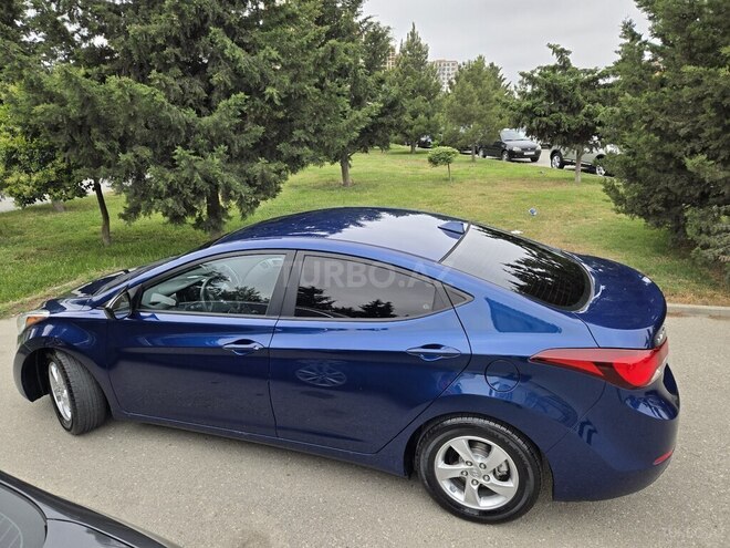 Hyundai Elantra 2015, 121,500 km - 1.8 л - Bakı