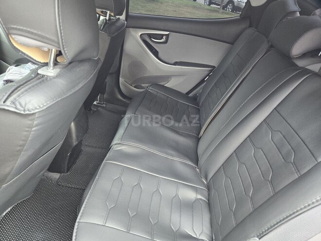 Hyundai Elantra 2015, 121,500 km - 1.8 л - Bakı