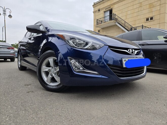 Hyundai Elantra 2015, 121,500 km - 1.8 л - Bakı