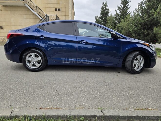 Hyundai Elantra 2015, 121,500 km - 1.8 л - Bakı