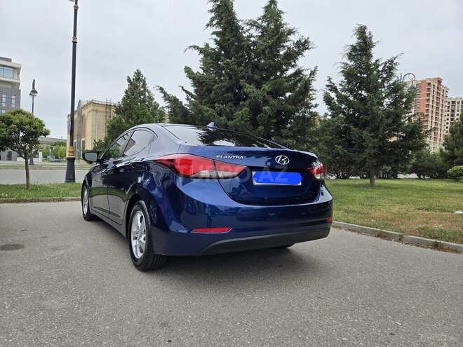 Hyundai Elantra 2015, 121,500 km - 1.8 л - Bakı