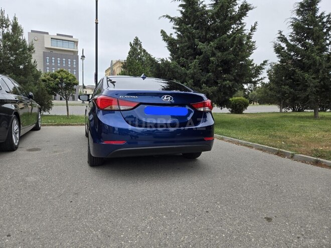 Hyundai Elantra 2015, 121,500 km - 1.8 л - Bakı