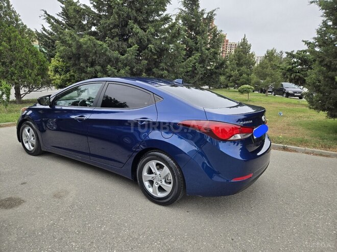 Hyundai Elantra 2015, 121,500 km - 1.8 л - Bakı