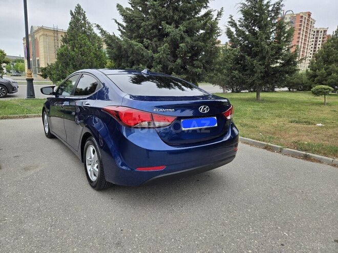 Hyundai Elantra 2015, 121,500 km - 1.8 л - Bakı