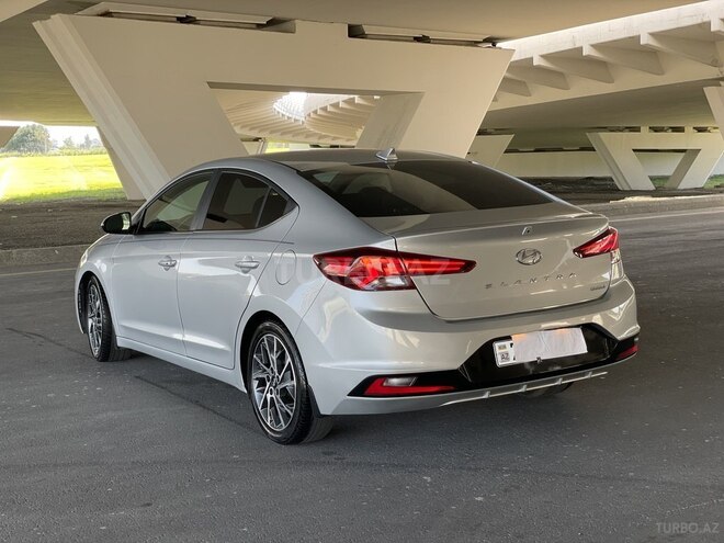 Hyundai Elantra 2019, 140,013 km - 2.0 l - Bakı