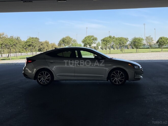 Hyundai Elantra 2019, 140,013 km - 2.0 l - Bakı