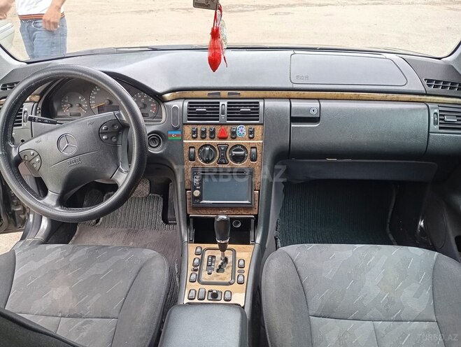 Mercedes E 240 1999, 292,822 km - 2.4 l - Goranboy