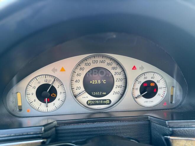 Mercedes E 350 2006, 327,000 km - 3.5 l - Bakı
