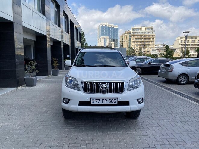 Toyota Land Cruiser Prado 2010, 175,000 km - 3.0 l - Bakı
