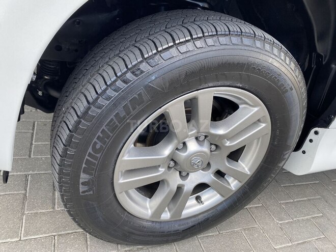 Toyota Land Cruiser Prado 2010, 175,000 km - 3.0 l - Bakı
