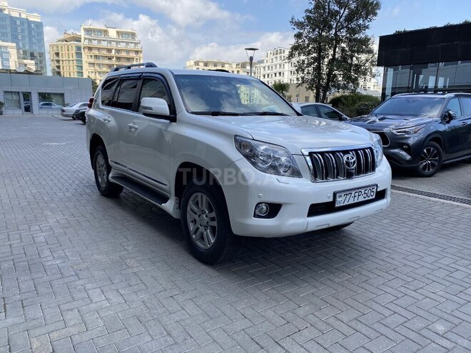 Toyota Land Cruiser Prado 2010, 175,000 km - 3.0 l - Bakı