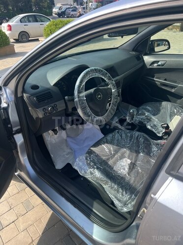 Opel Astra 2004, 218,000 km - 1.4 l - Sumqayıt