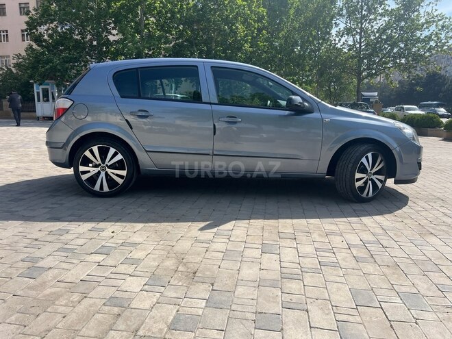 Opel Astra 2004, 218,000 km - 1.4 l - Sumqayıt