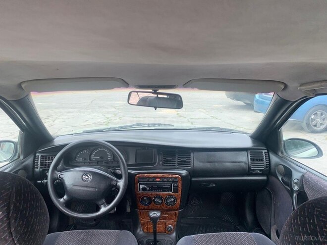 Opel Vectra 1996, 326,000 km - 2.0 l - Bakı