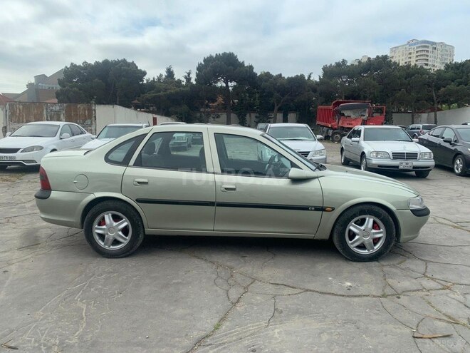 Opel Vectra 1996, 326,000 km - 2.0 l - Bakı