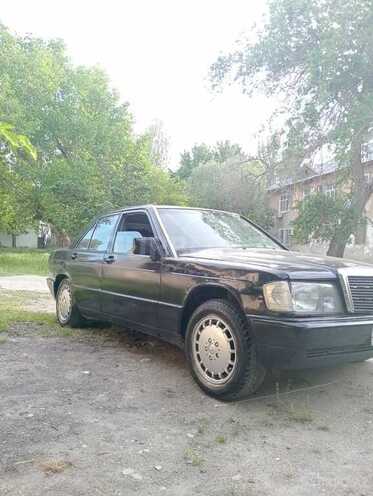 Mercedes 190 1992, 200,000 km - 2.0 l - Sumqayıt