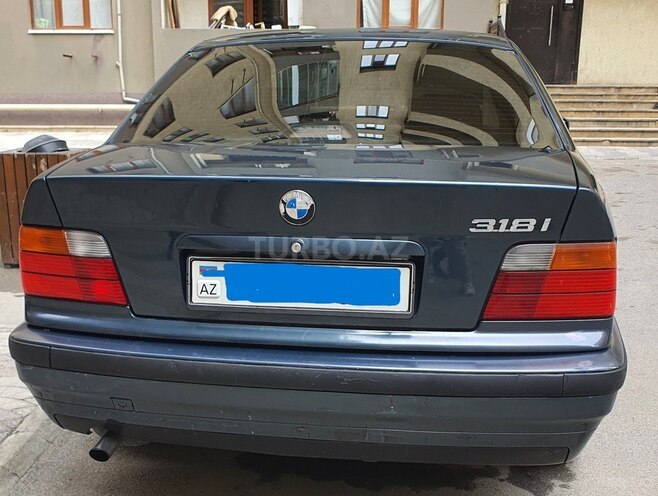 BMW 318 1997, 277,000 km - 1.8 l - Bakı
