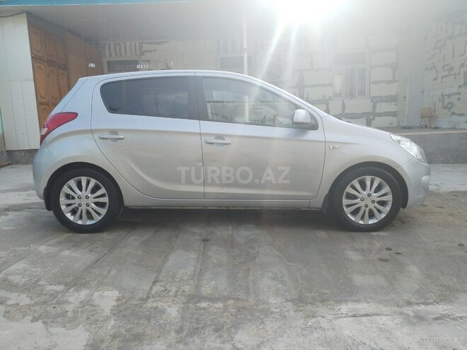 Hyundai i20 2009, 153,400 km - 1.6 l - Xırdalan
