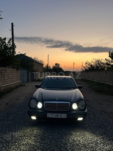 Mercedes E 240 1998, 336,000 km - 2.4 l - Cəlilabad