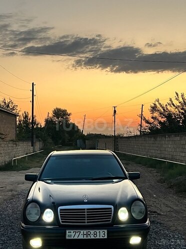 Mercedes E 240 1998, 336,000 km - 2.4 l - Cəlilabad