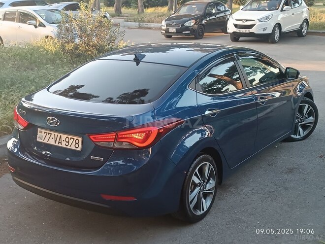 Hyundai Elantra 2015, 140,000 km - 1.8 l - Bakı