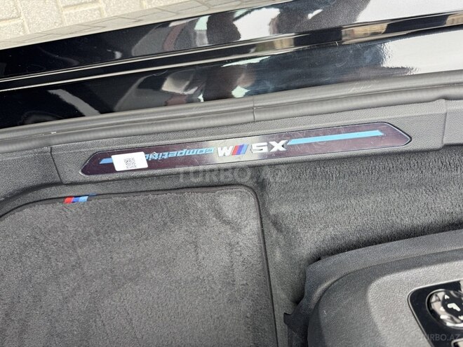 BMW X5 M-21