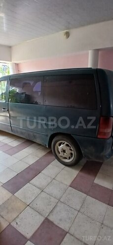 Mercedes Vito 112 2001, 400,000 km - 2.2 l - Qazax