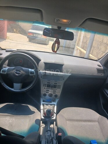 Opel Astra 2008, 272,000 km - 1.4 l - Bakı