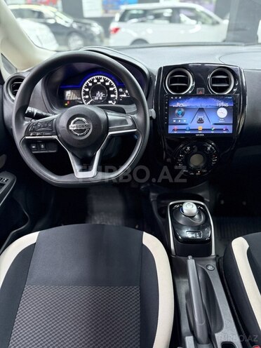 Nissan Note-8