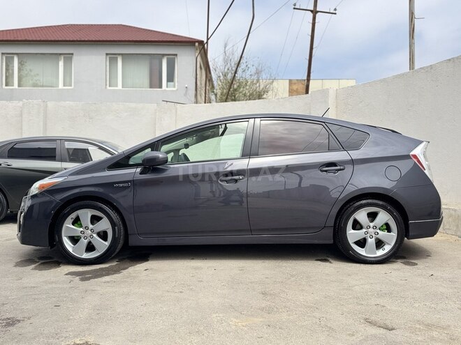 Toyota Prius 2011, 178,000 km - 1.8 l - Bakı