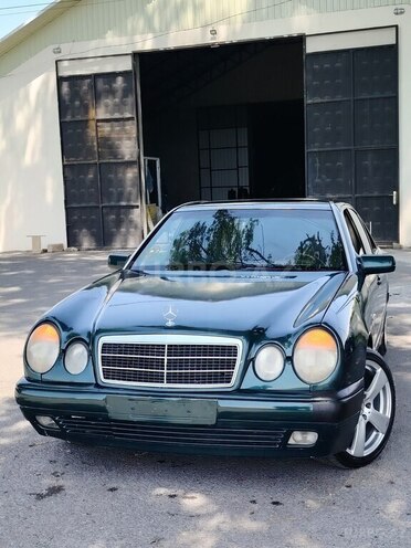 Mercedes E 200 1996, 352,666 km - 2.0 l - Qəbələ