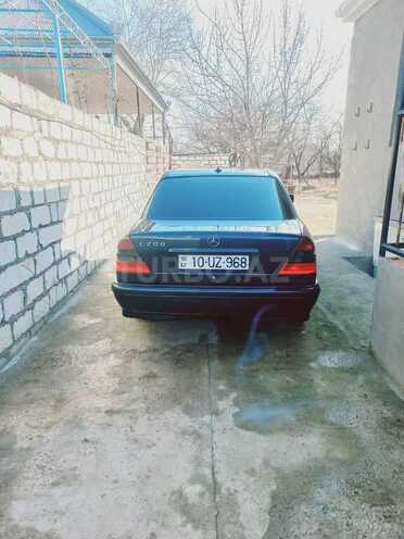 Mercedes C 200 1998, 298,000 km - 2.0 л - Qazax