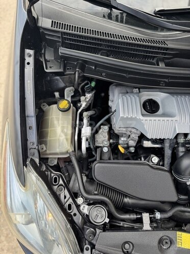 Toyota Prius 2011, 178,000 km - 1.8 l - Bakı