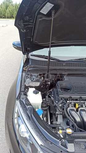 Kia K5-21