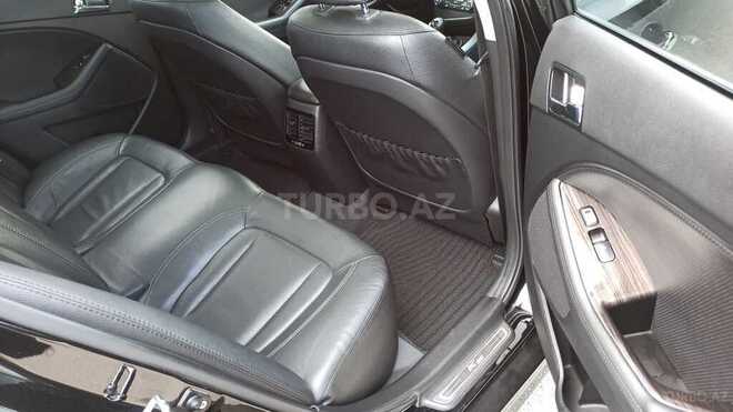 Kia K5-10