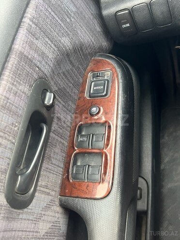 Honda CR-V 2004, 242,000 km - 2.4 l - Gəncə