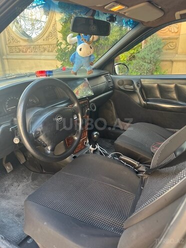 Opel Vectra 1997, 190,000 km - 2.0 l - Bakı