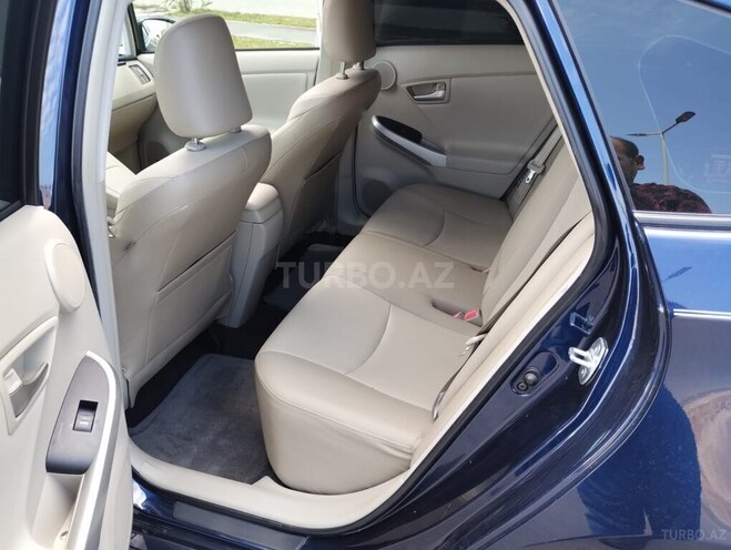 Toyota Prius 2014, 215,000 km - 1.8 l - Bakı