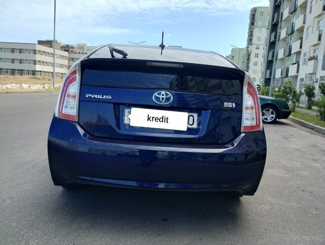 Toyota Prius 2014, 215,000 km - 1.8 l - Bakı
