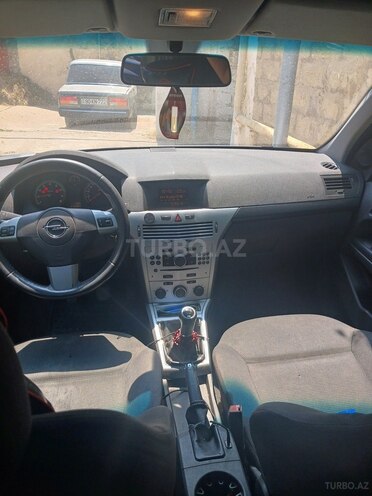 Opel Astra 2009, 272,000 km - 1.4 l - Bakı