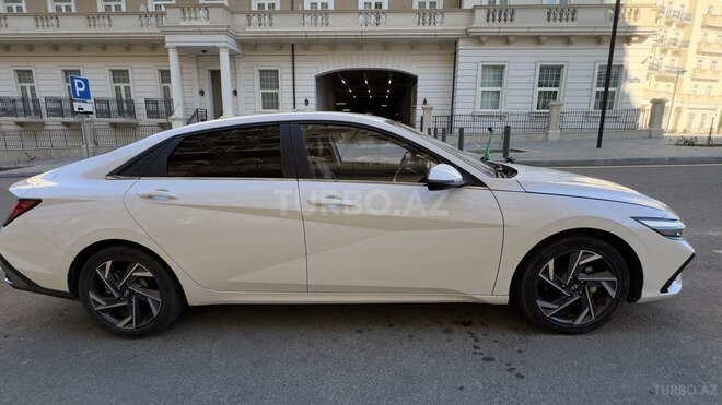 Hyundai Elantra 2024, 33,000 km - 1.5 l - Bakı