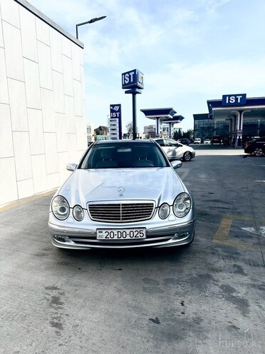 Mercedes E 240 2004, 318,000 km - 2.4 l - Bakı