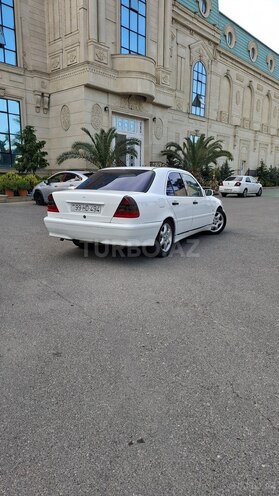 Mercedes C 180 1999, 230,000 km - 1.8 l - Bakı