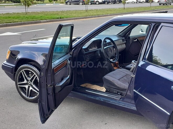 Mercedes E 220 1994, 327,842 km - 2.2 l - Sumqayıt