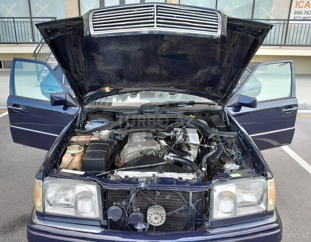 Mercedes E 220 1994, 327,842 km - 2.2 l - Sumqayıt